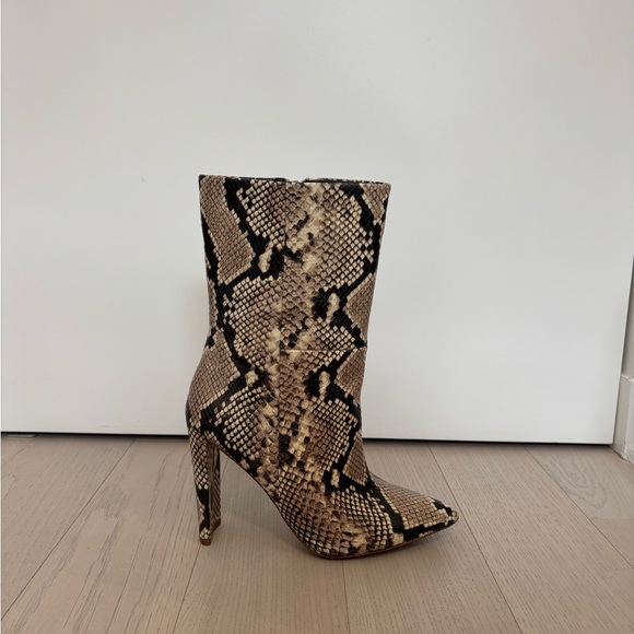 Snake Skin Booties -SIZE 10 - Picture 2 of 5